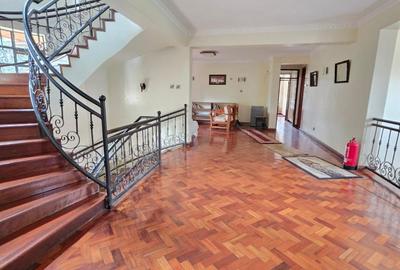 6 Bed House with En Suite in Gigiri - 4