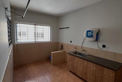 3 Bed Apartment with En Suite at Gatundu Road - 4