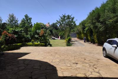2 Bed House with Garden in Runda - 4