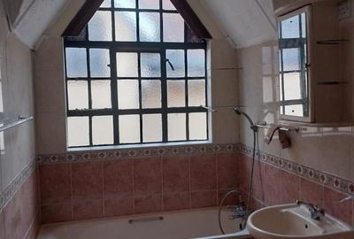 2 Bed Apartment with En Suite at Ngong Rd - 4