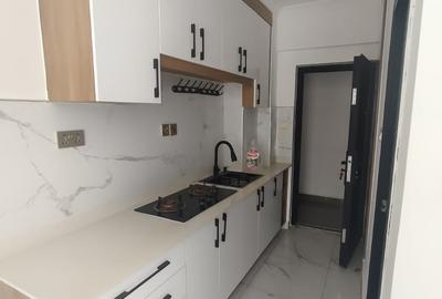 1 Bed Apartment with Gym in Kilimani