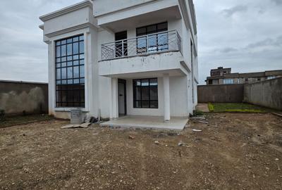 5 Bed House with En Suite at Kitengela Acacia