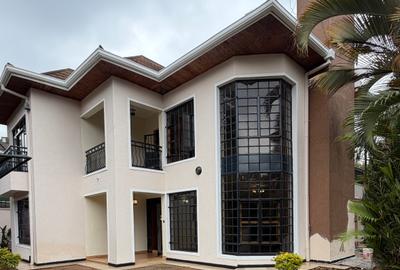 4 Bed Villa with En Suite at Runda Road