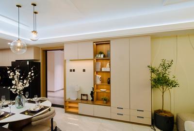 2 Bed Apartment with En Suite at 2026-108 - 3