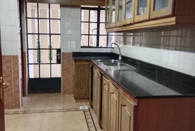 2 Bed Apartment with En Suite at Riara Road