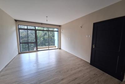 2 Bed Apartment with En Suite at Near Isk