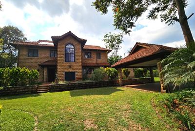 4 Bed House with Garden in Windsor