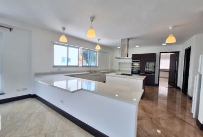 3 Bed Apartment with En Suite at One General Mathenege - 3