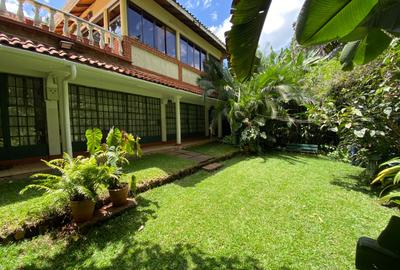 2 Bed House with En Suite at Ridgeways Road - 2