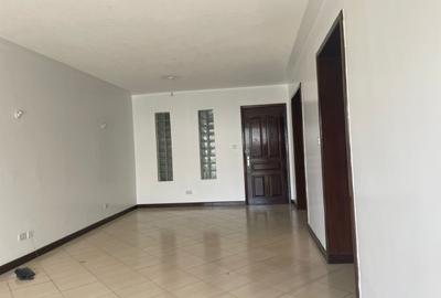 2 Bed Apartment with En Suite in Brookside - 4