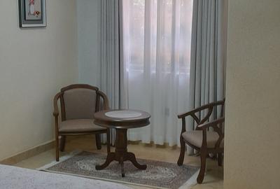 1 Bed House with En Suite at Evergreen - 4