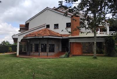 5 Bed House with En Suite at Runda