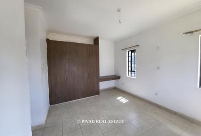 5 Bed Townhouse with Staff Quarters in Kiambu Road - 4