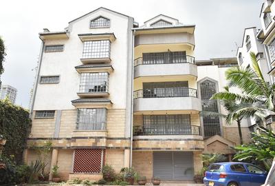 2 Bed Apartment with En Suite at Mogotio Road