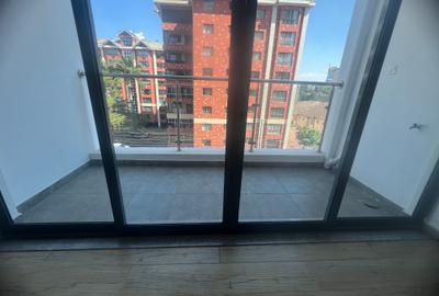 1 Bed Apartment with Gym in Kileleshwa - 4