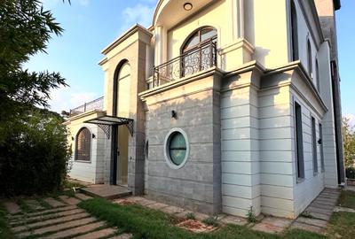 5 Bed Townhouse with En Suite in Loresho