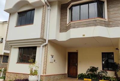 4 Bed Townhouse with En Suite in Brookside - 3