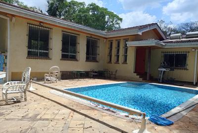 4 Bed House with En Suite in Muthaiga