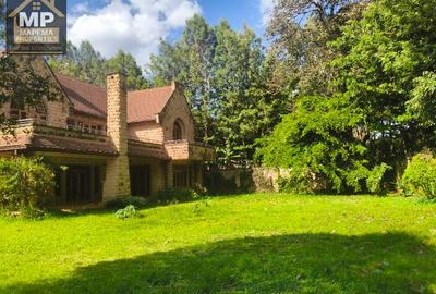 5 Bed Villa with En Suite at Windy Ridge - 2