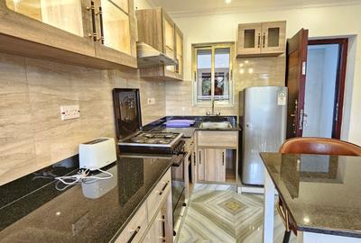 Furnished 2 Bed Apartment with En Suite in Nyari - 4