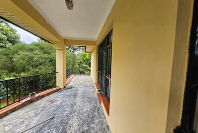 4 Bed House with En Suite in Runda - 3