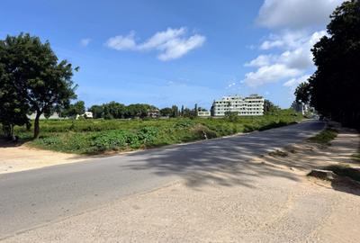 Land at Mombasa Malindi Highway - 4