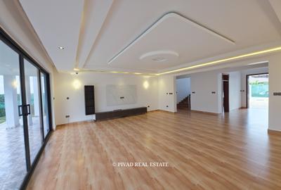 5 Bed House with Staff Quarters in Tatu City - 4