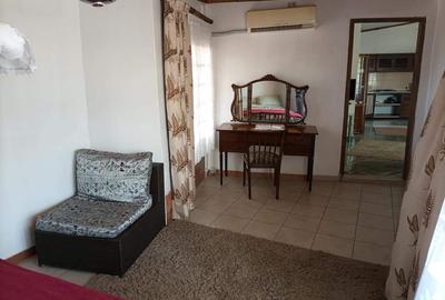 Serviced 1 Bed Apartment with En Suite at Behind Citymall