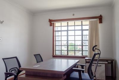 4 Bed Villa with En Suite at Green Park - 2