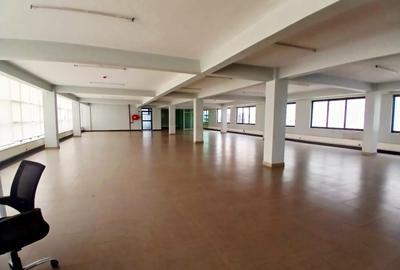 15,000 ft² Warehouse with Parking in Kiambu Road - 2