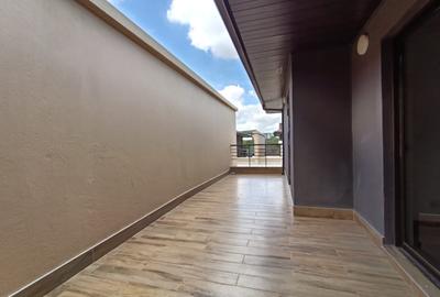 5 Bed Townhouse with En Suite in Lavington