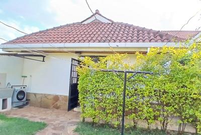 1 Bed House with En Suite in Runda