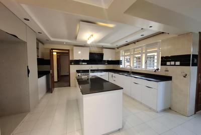 5 Bed Townhouse at Kigwa Road - 3