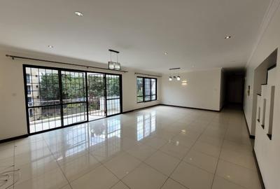 3 Bed Apartment with En Suite in Kileleshwa