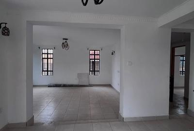 4 Bed Villa with En Suite at Rimpa - 4