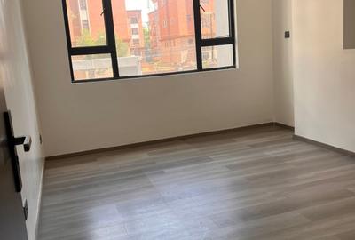 1 Bed Apartment with Gym in Lavington - 3