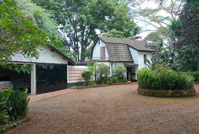2 Bed House with Garden in Rosslyn