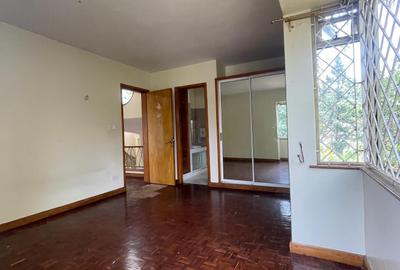 4 Bed Townhouse with En Suite in Kilimani - 3
