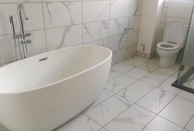 2 Bed Apartment with En Suite in Gigiri