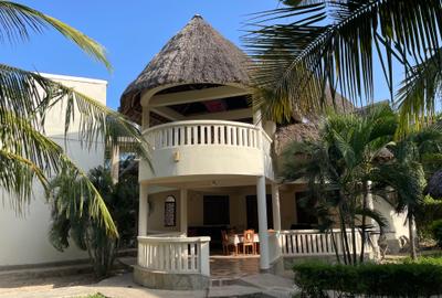 4 Bed Villa with En Suite at Diani Beach Road