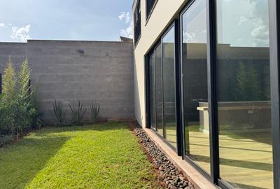 4 Bed Townhouse with En Suite in Runda - 2