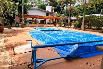 8 Bed House with En Suite at Kyuna