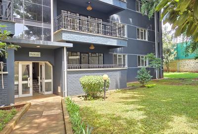 3 Bed Apartment with En Suite in Kilimani - 2