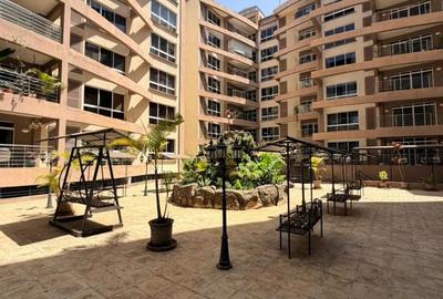 4 Bed Apartment with En Suite in General Mathenge