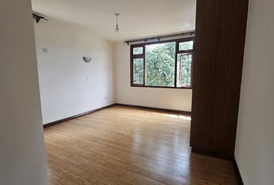 3 Bed Apartment with En Suite at Riverside