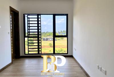 1 Bed Apartment with Swimming Pool in Rosslyn - 4