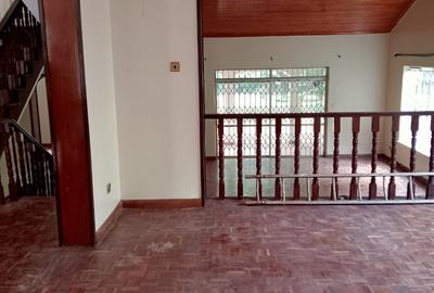 4 Bed House with Garden at Kyuna