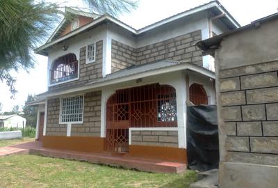 4 Bed House with En Suite at Kangundo Rd