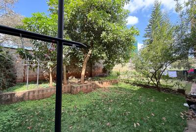 5 Bed Townhouse with En Suite at Lavington - 3