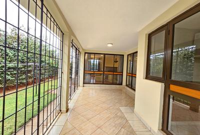 4 Bed House with En Suite in Runda